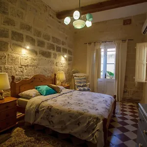 Town House Steeped In History , Rabat Malta